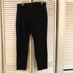 Liverpool Black Madonna Leggings 14